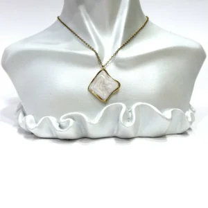 Elegant Square Pearl Pendant Necklace