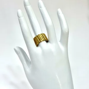 Ribbed Gold Statement Ring