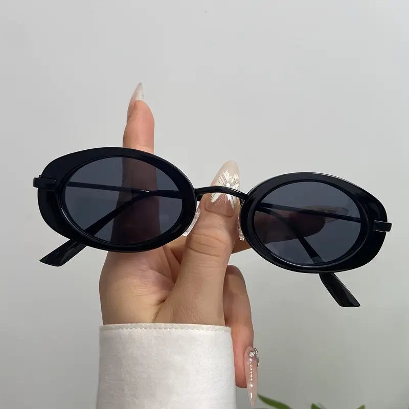 Trending All-Black Streetwear Eyewear